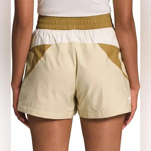 The North Face | NWT Women’s WindWall TNF X Shorts - Picture 2 of 13